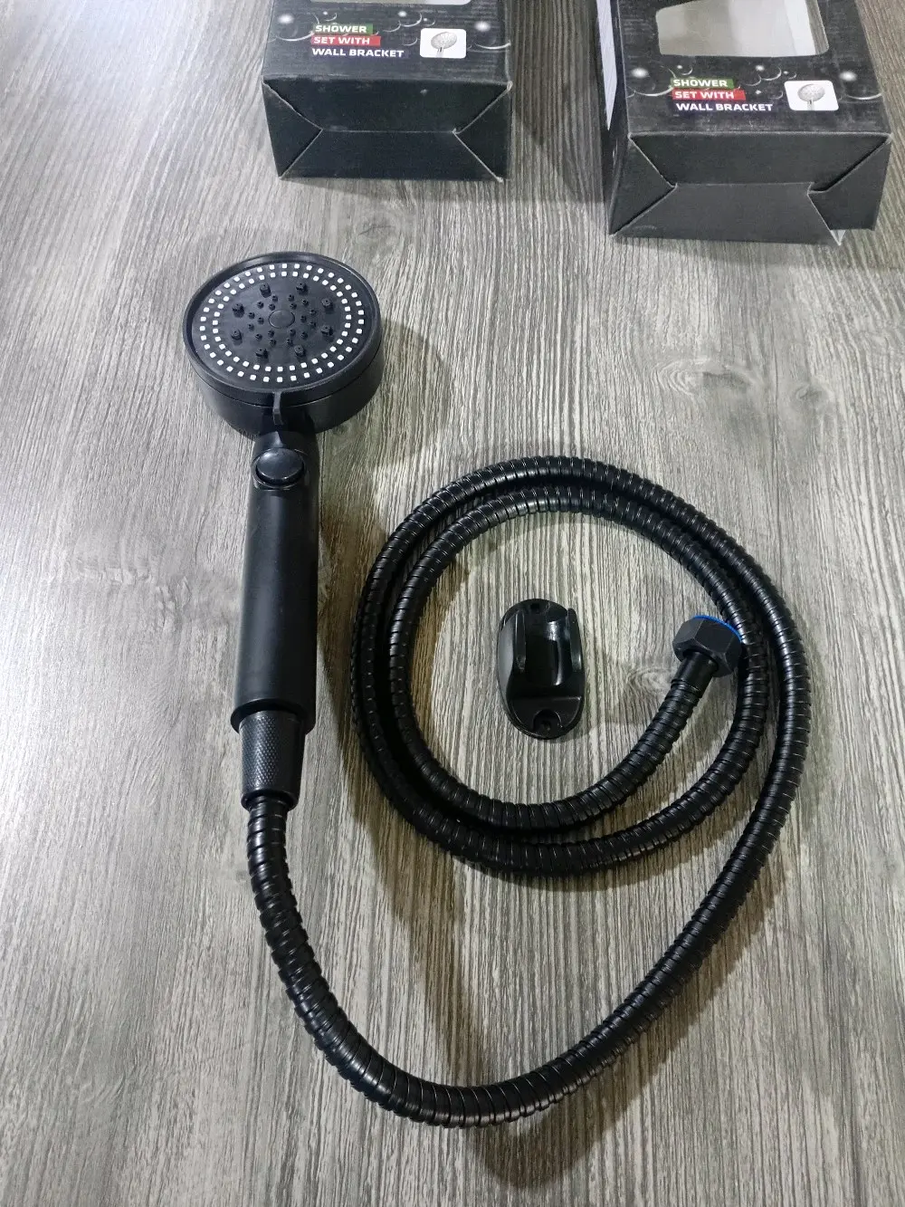 دوش مع بربيش