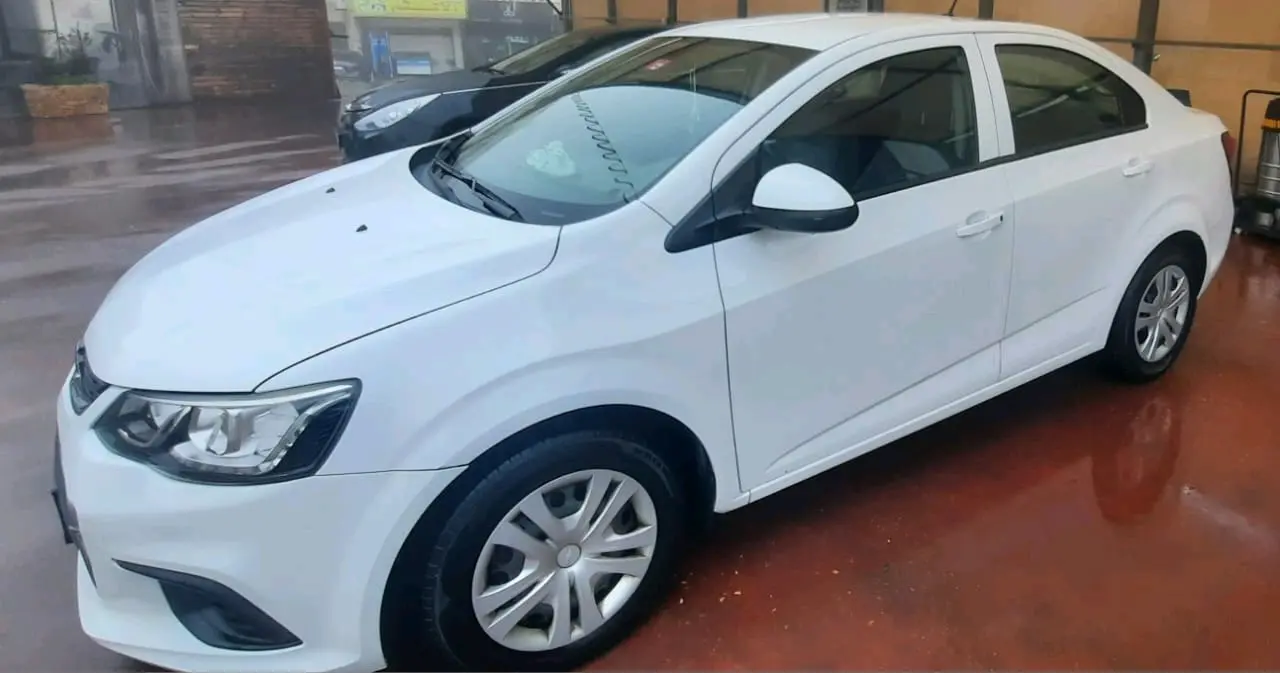 شفروليه أفيو 2018 لون ابيض سعر ٦٠٠٠ كاش