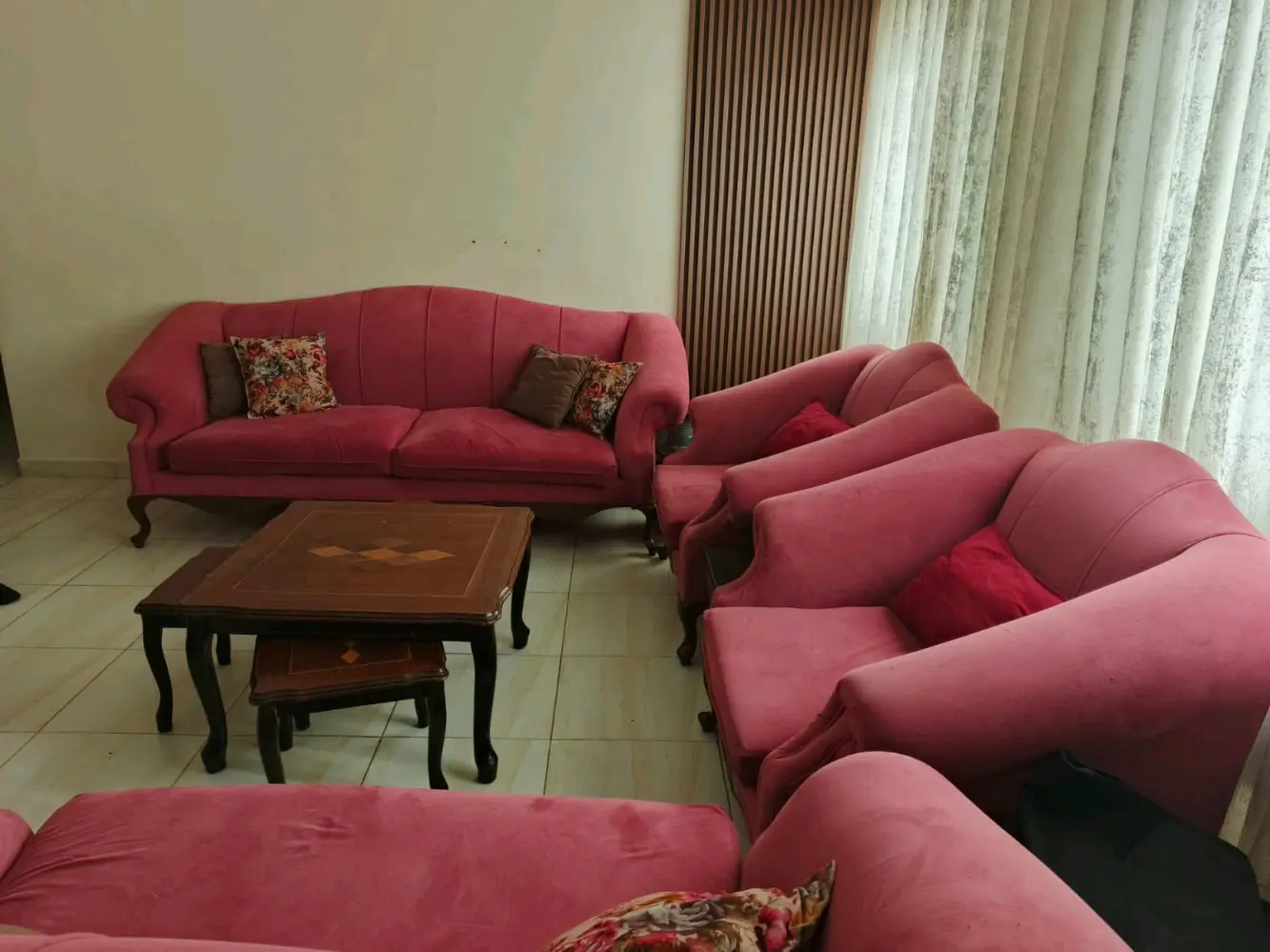 طقم كنب 7 مقاعد