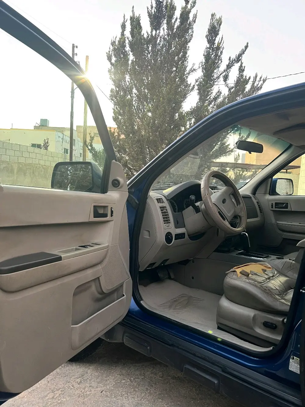 فورد اسكيب هايبرد للبيع فحص ٢ جيد خلفي