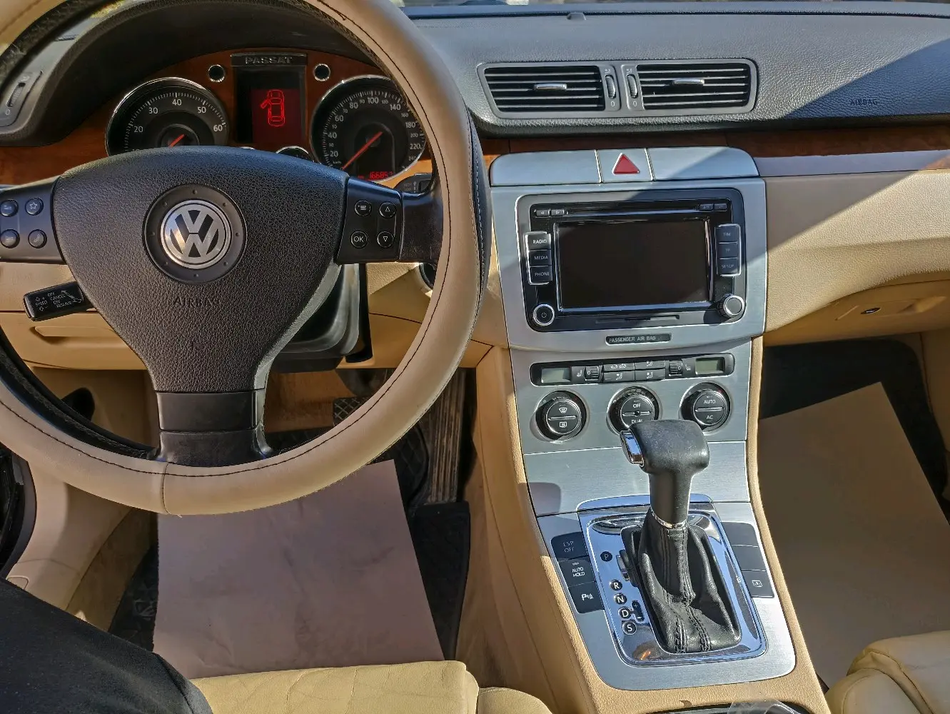 فولكس فاجن باسات موديل 2009