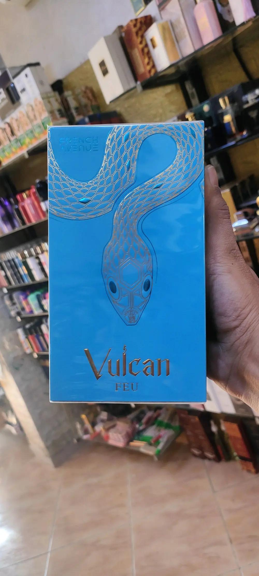 تشكيله عطور متنوعه