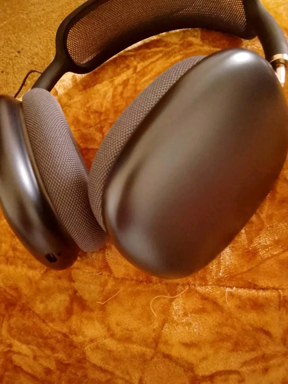 سماعة ايربود ماكس