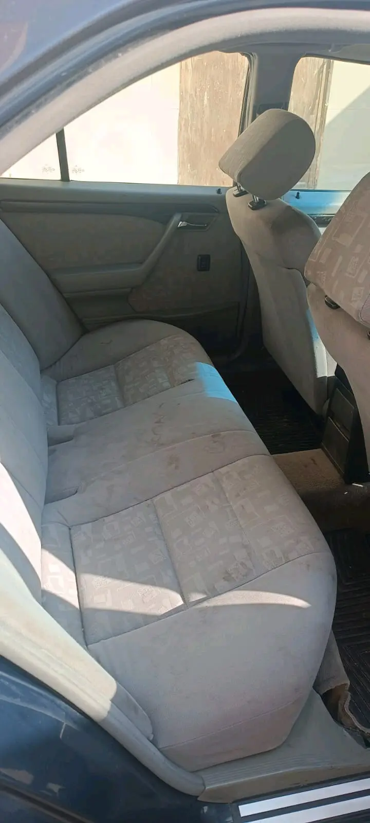 مرسيدس C200 موديل 1996