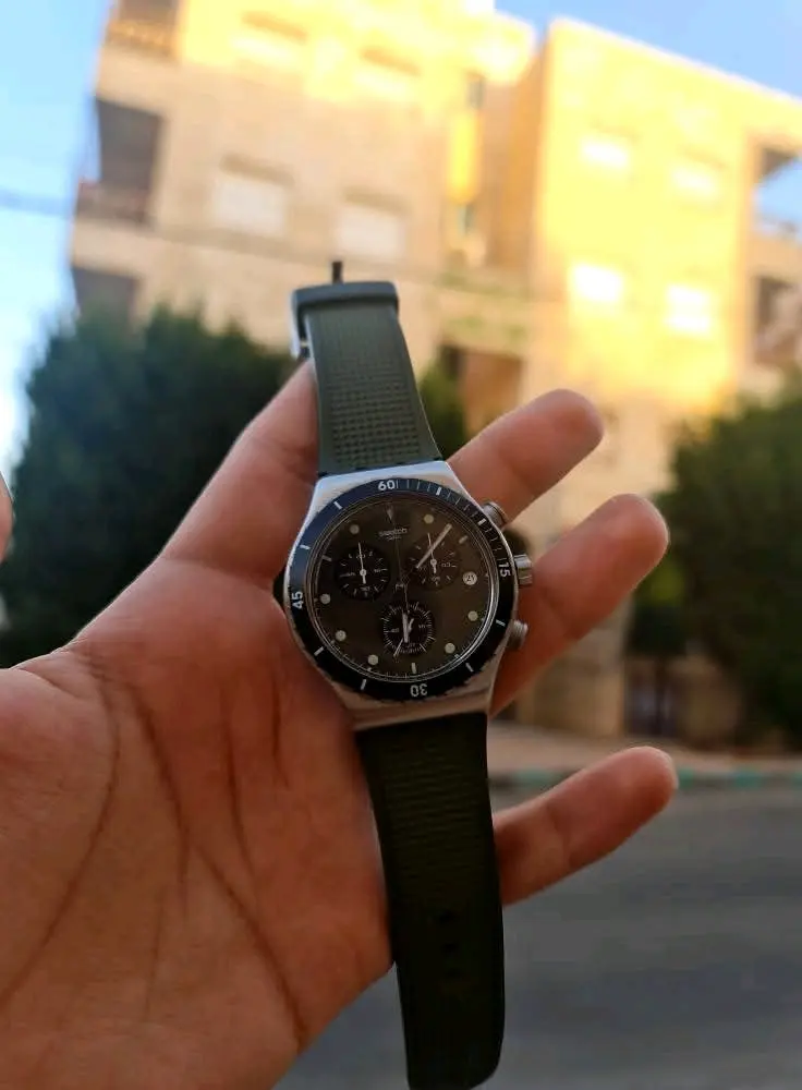 للبيع مجموعة ساعات الاصلي SWATCH SWISS MADE السويسري الاصلي
