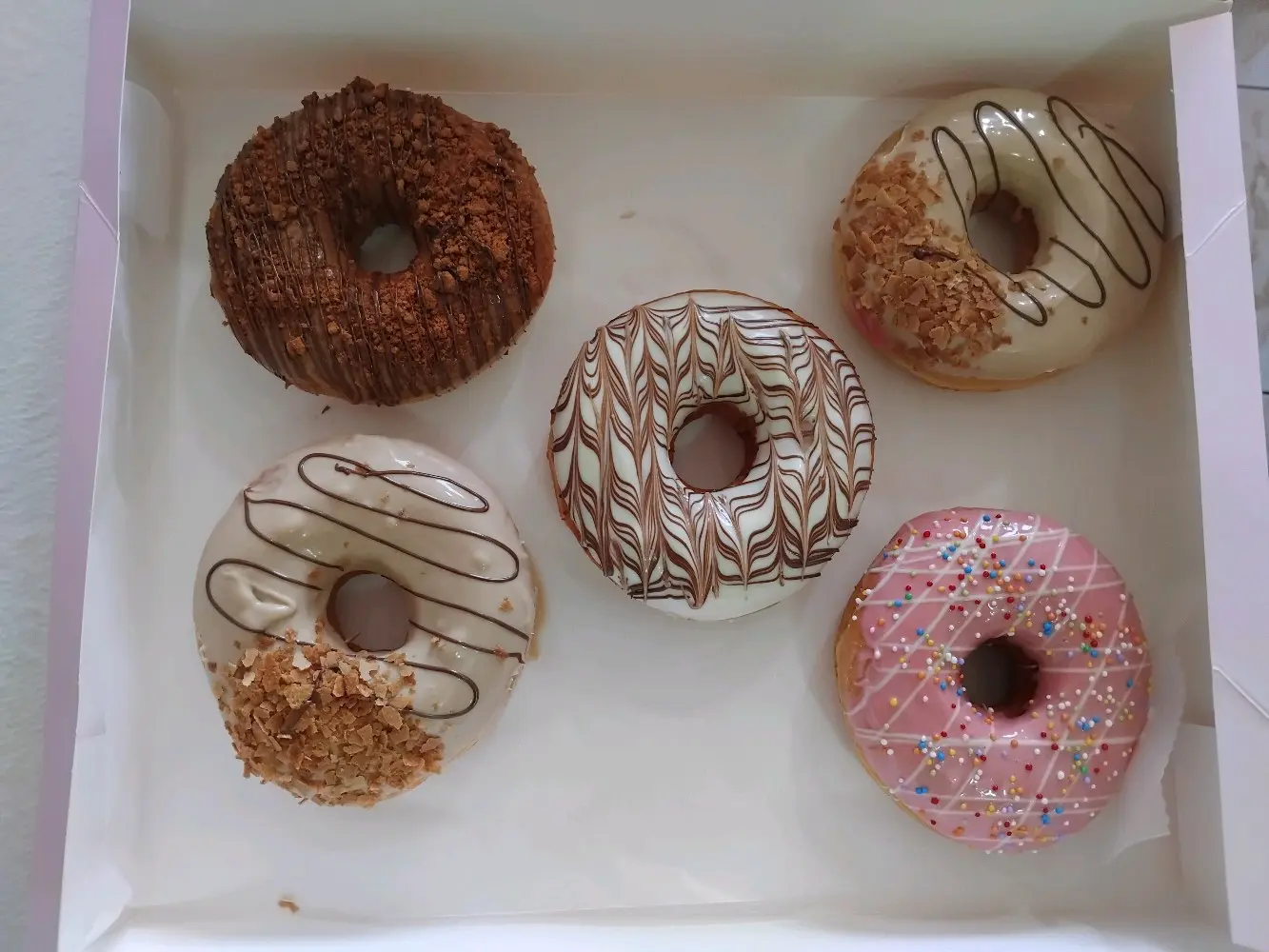 دونت 🍩 طازج يوميا للمطاعم والكوفي هاوس والمخابز بسعر الجمله لطلب 0799225563