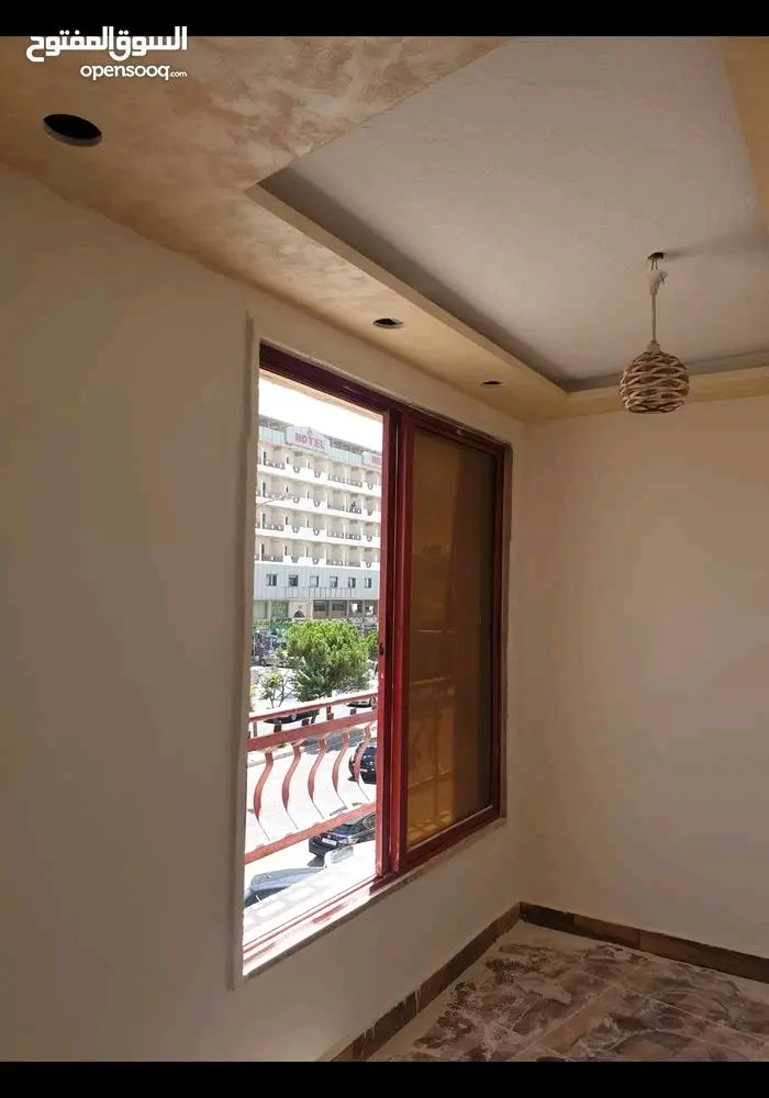 مكتب للايجار السنوي مقابل وزارة التعليم العالي