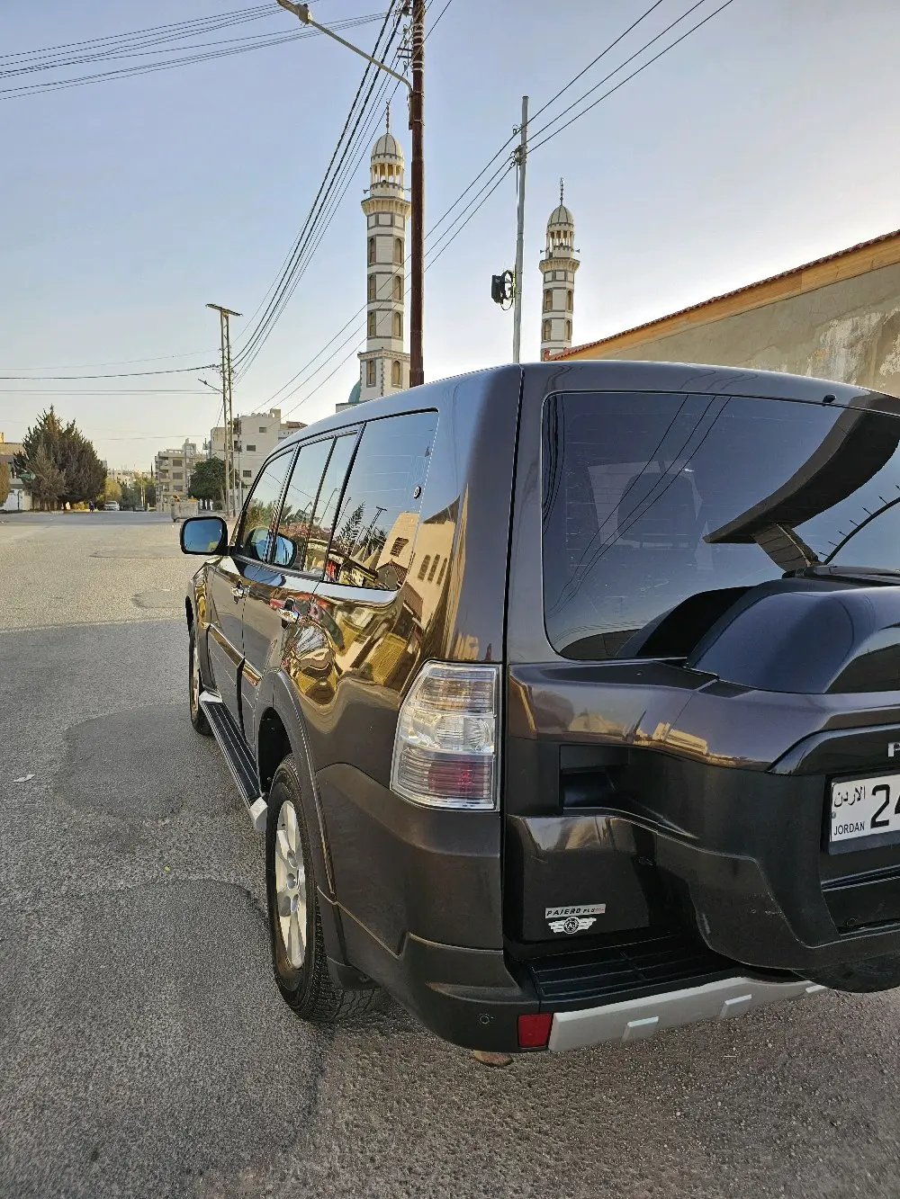 ميتسوبيشي باجيرو 2017 نخب النخب 3500cc ترخيص سنة كاملة ورقم جميل مثل صاحبها  7 ر