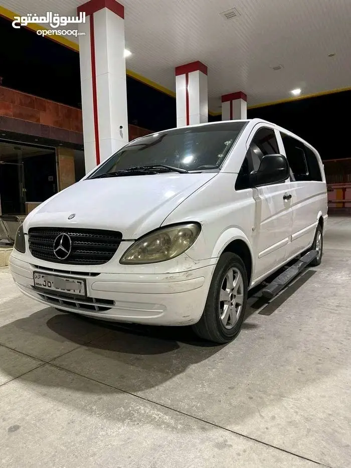 باص مرسيدس فيتو موديل 2005