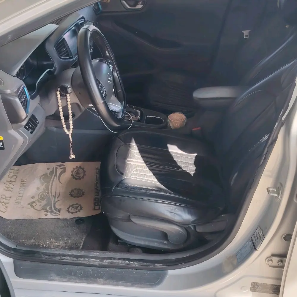 هيونداي ايونيك