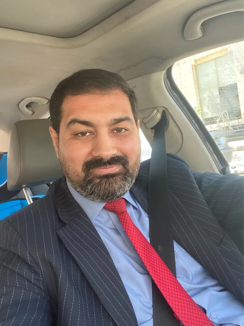 خدمات تأمين