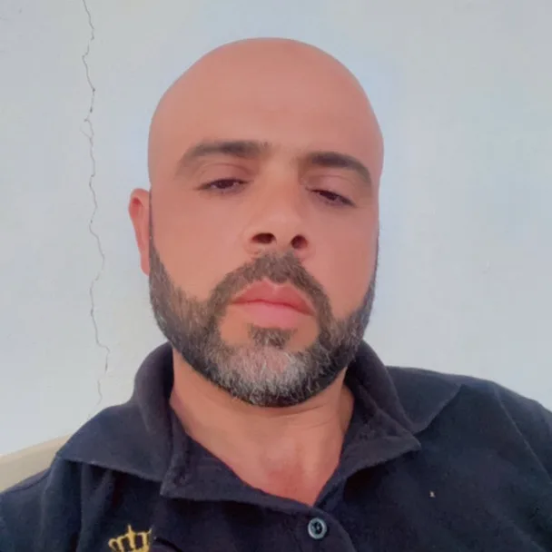 عدنان الشويات