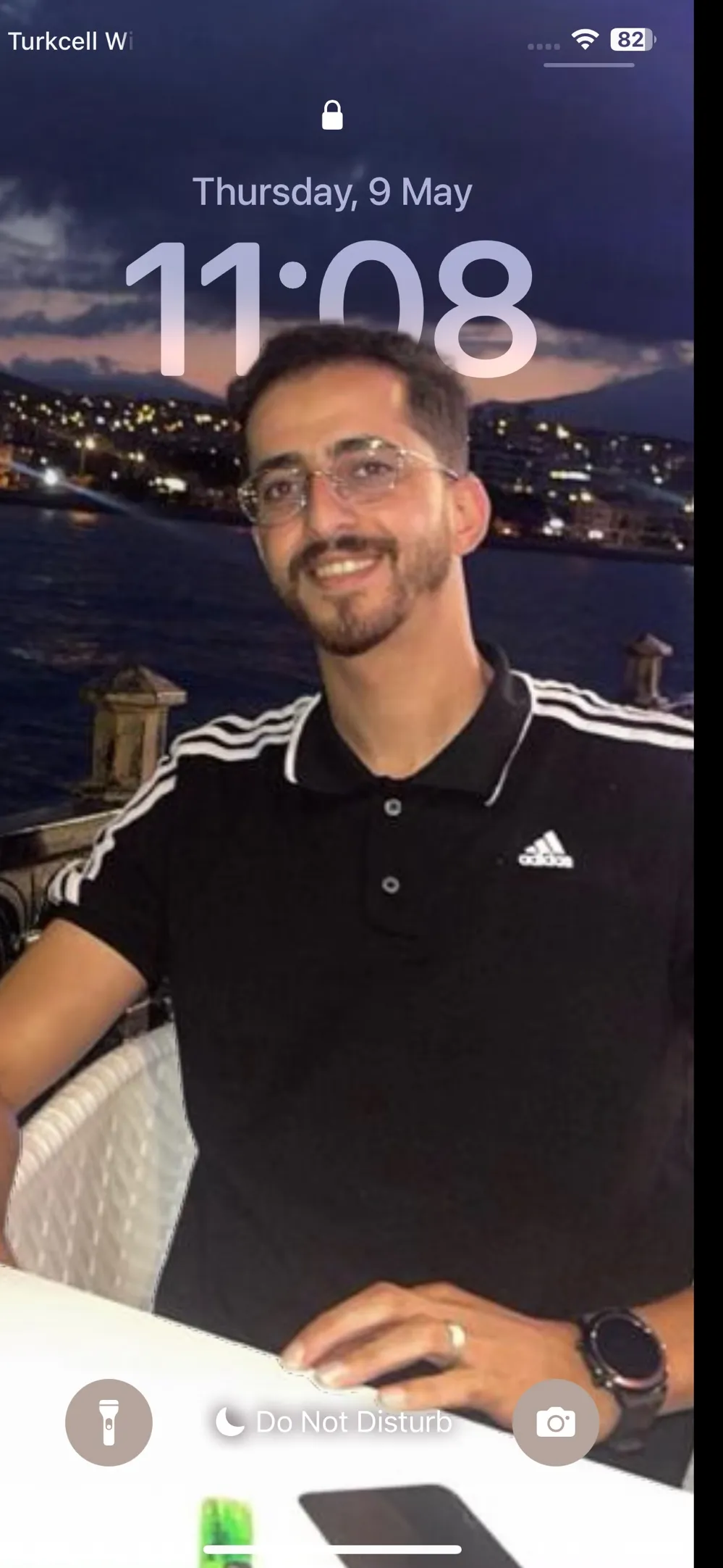 محلات حرب التجارية