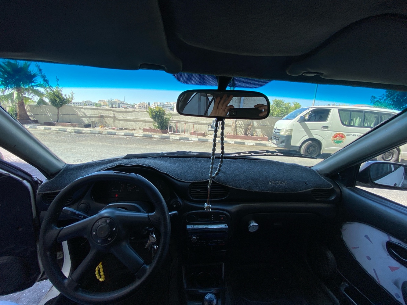 اكسنت للبيع