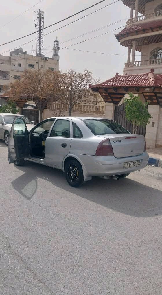 للبيع اوبل كلاسيك استرا.موديل 2005