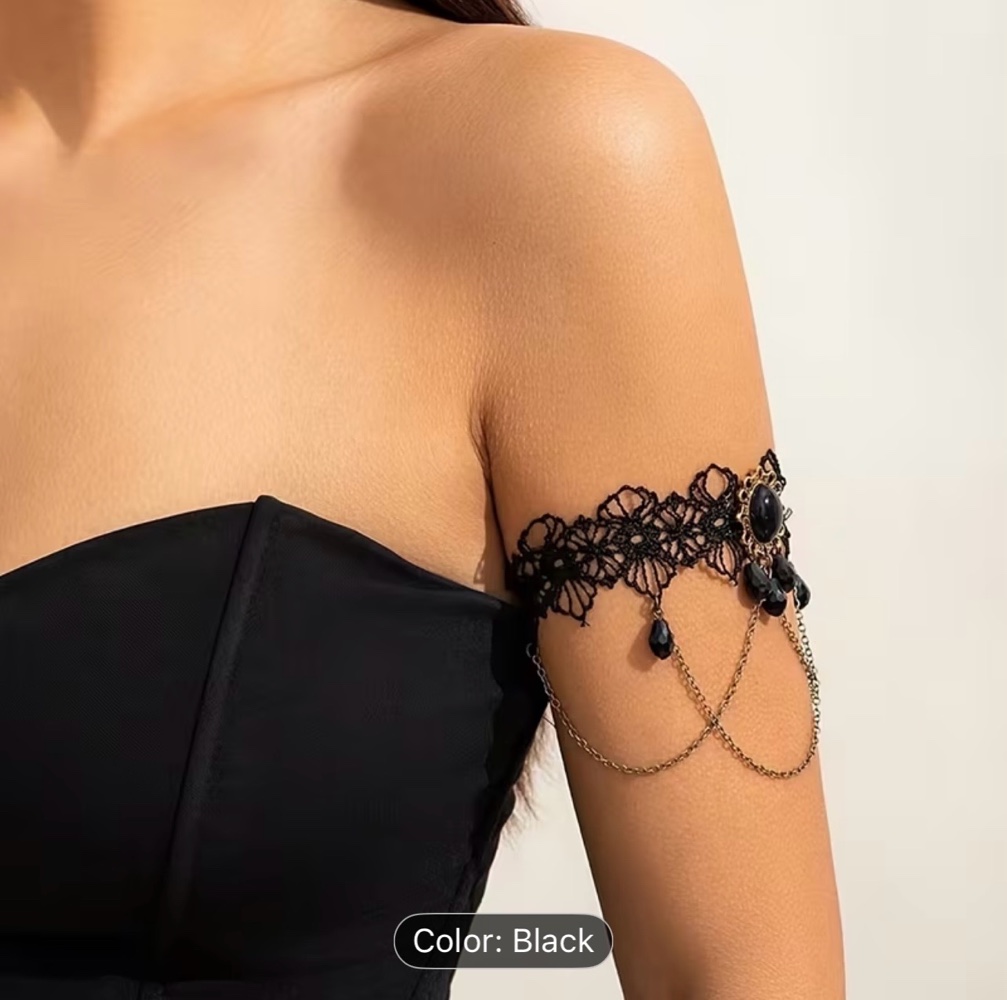 Gothic dark lace arm chain