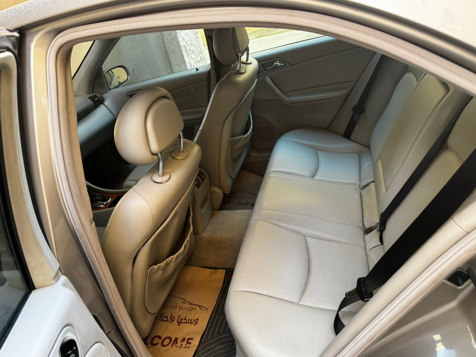 مرسيدس  2003. c 200