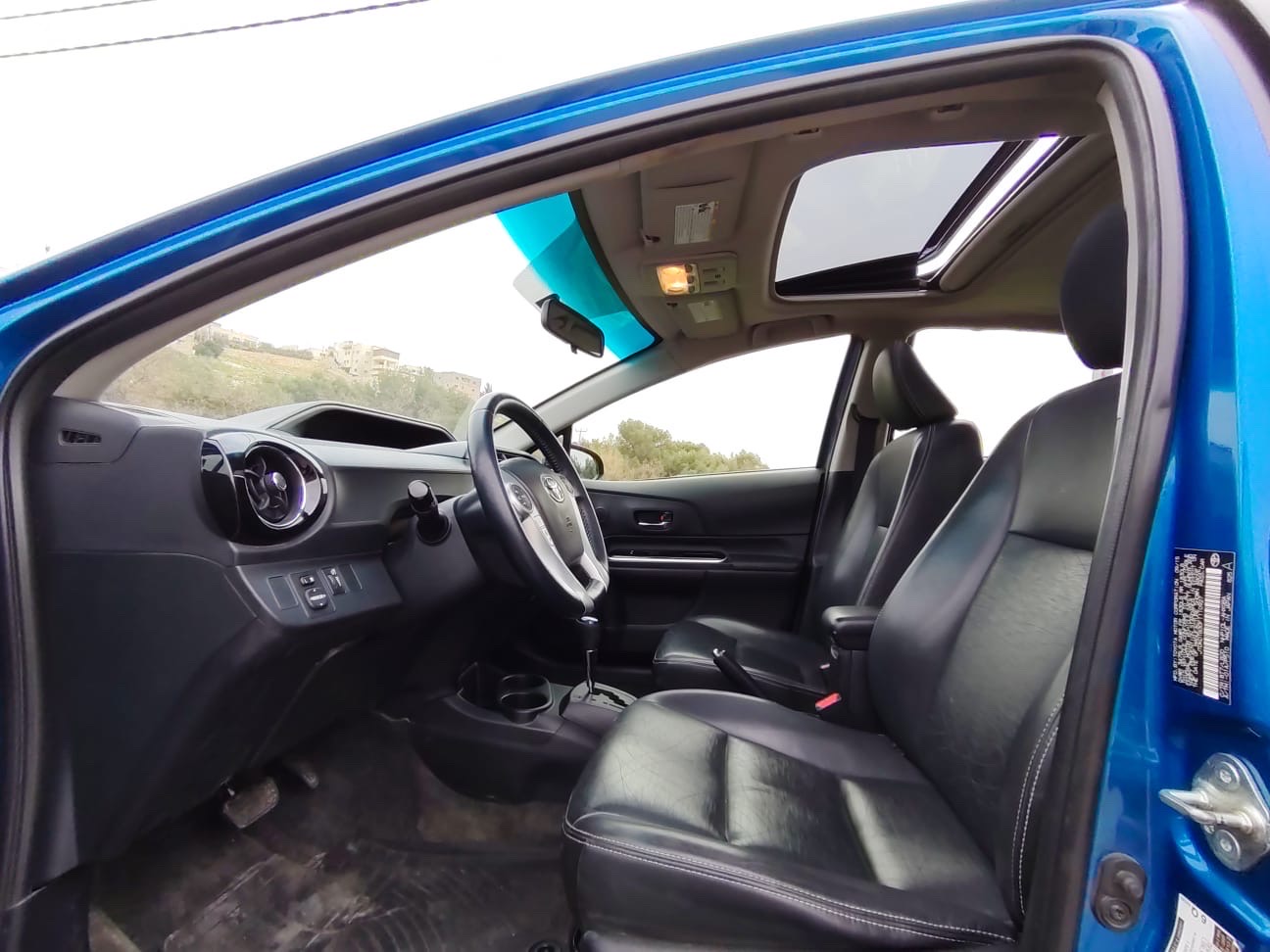 تويوتا بويوس سي c