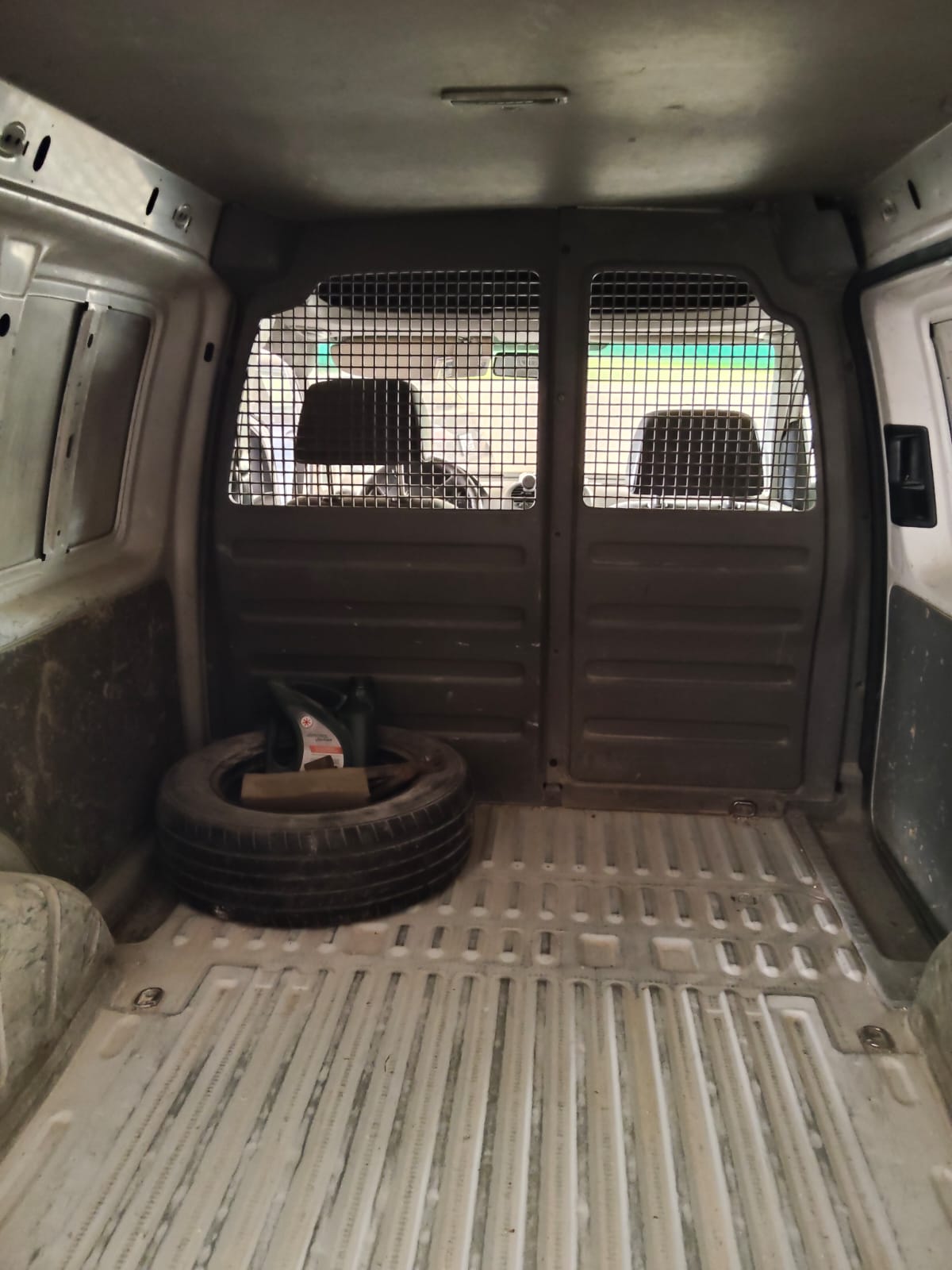 جولف كادي للبيع موديل 2008