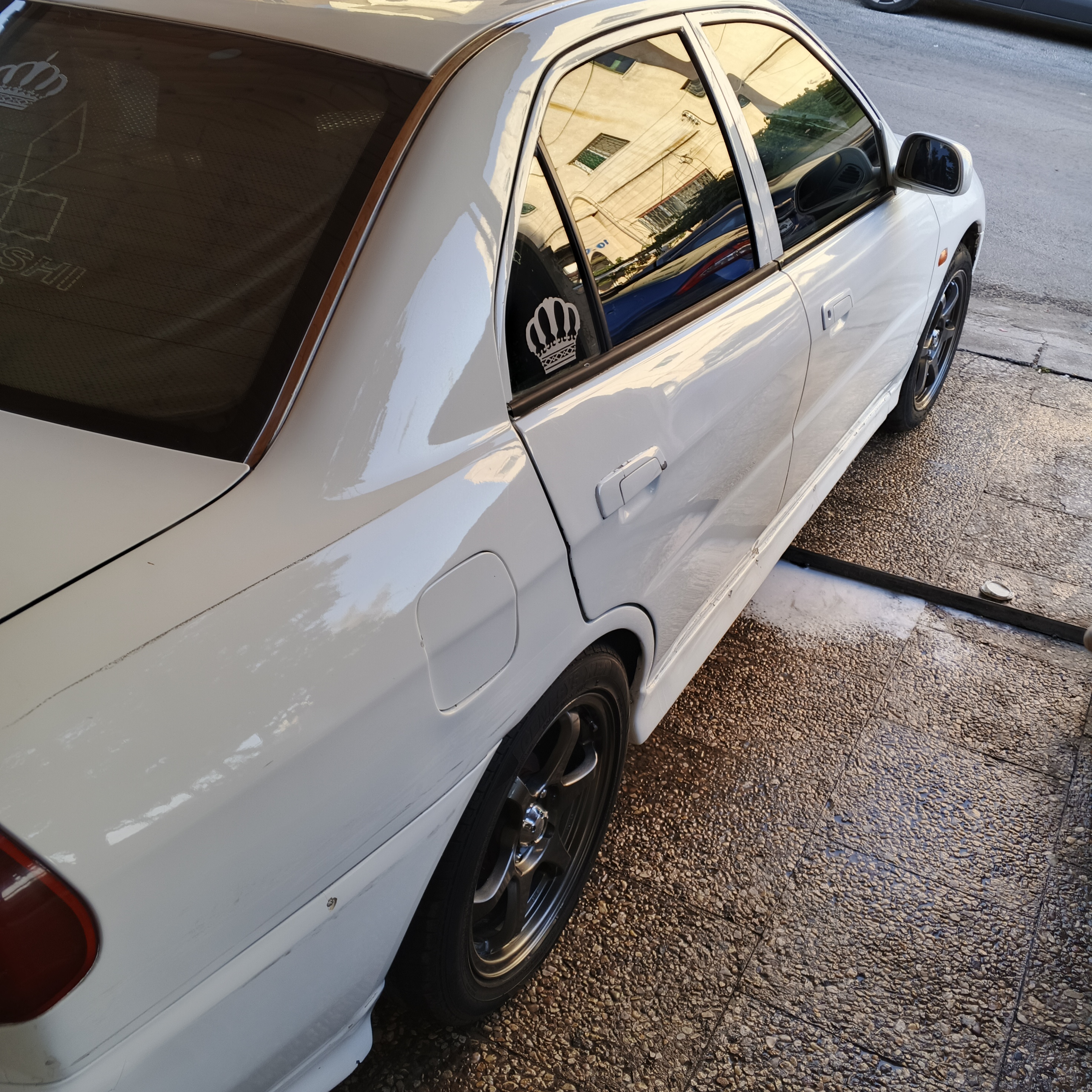 ميتسوبيشي لانسر 1998