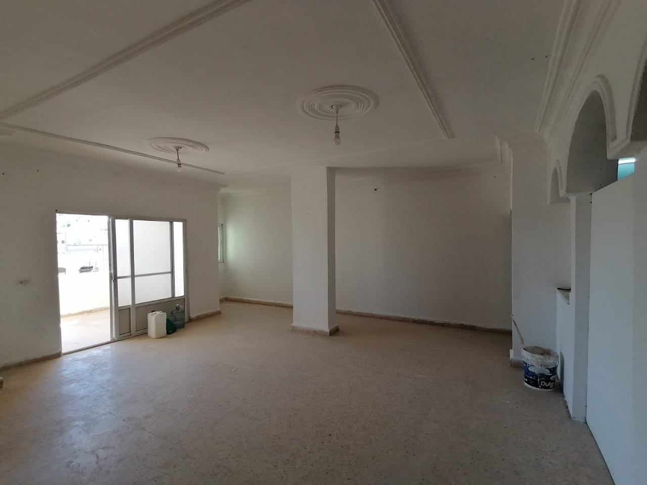 شقه بسعر مميز للبيع في اربد