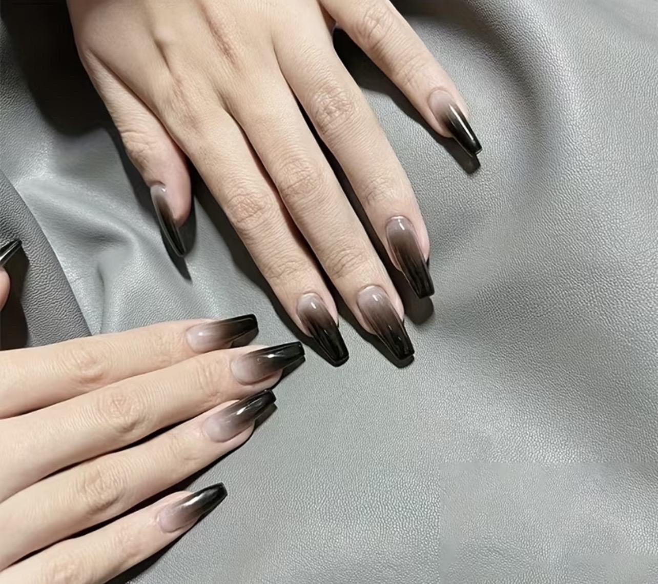 Black Gradient Fake Nails