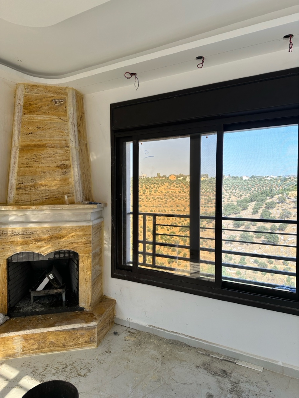 مزرعة الطموني