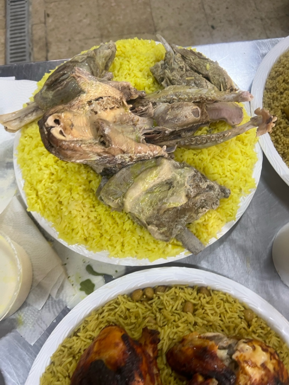 مطعم الشيخ للمناسف والزرب