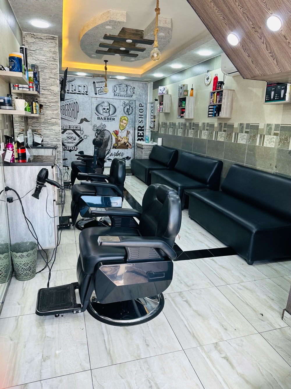 saloon mohammad