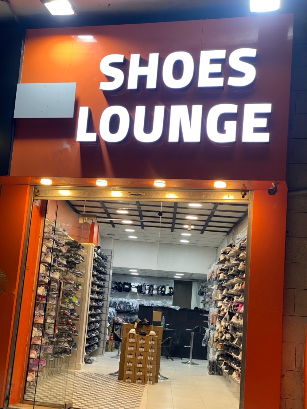 shoes lounge