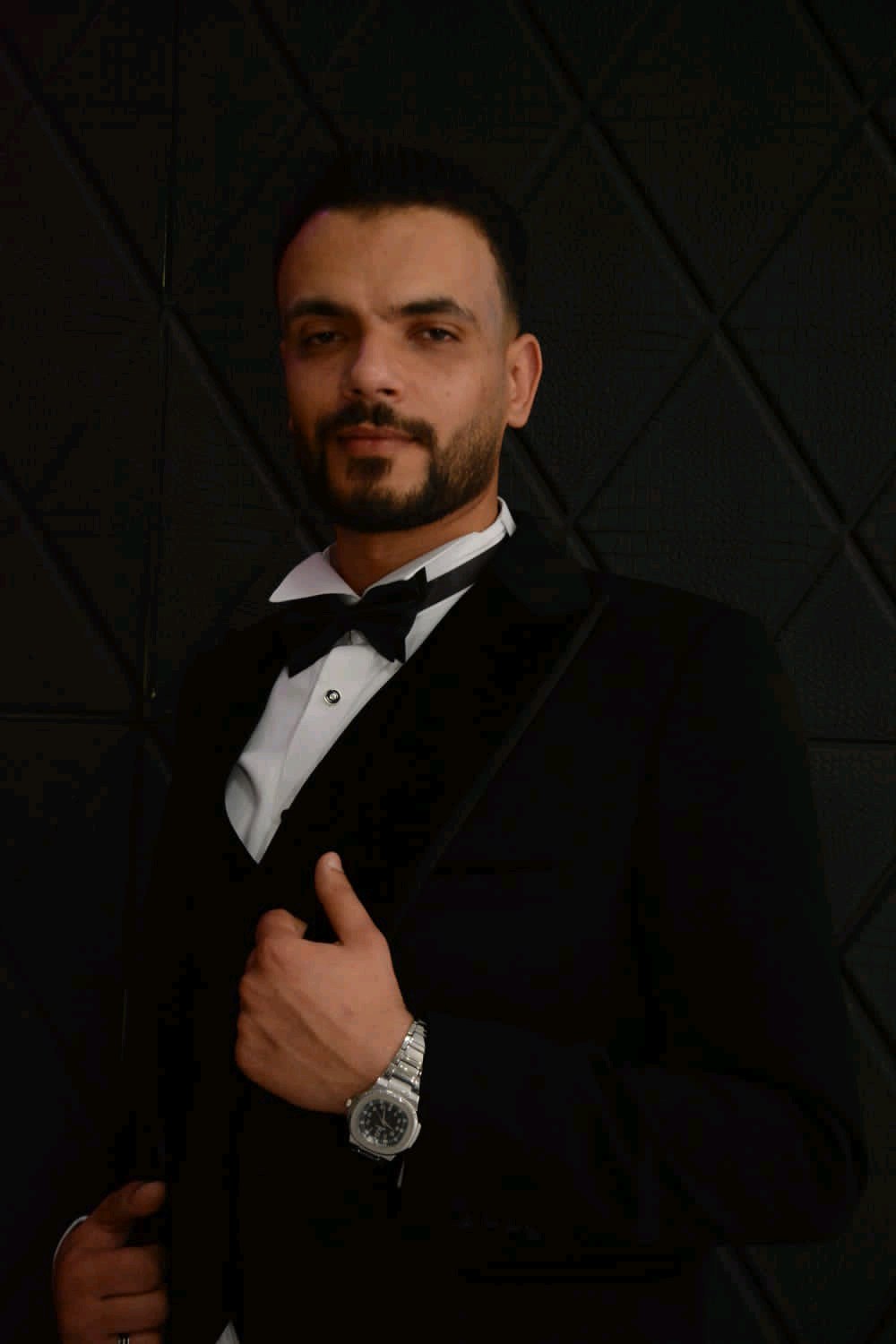 معاذ الهنيني كهربائي تمديات
