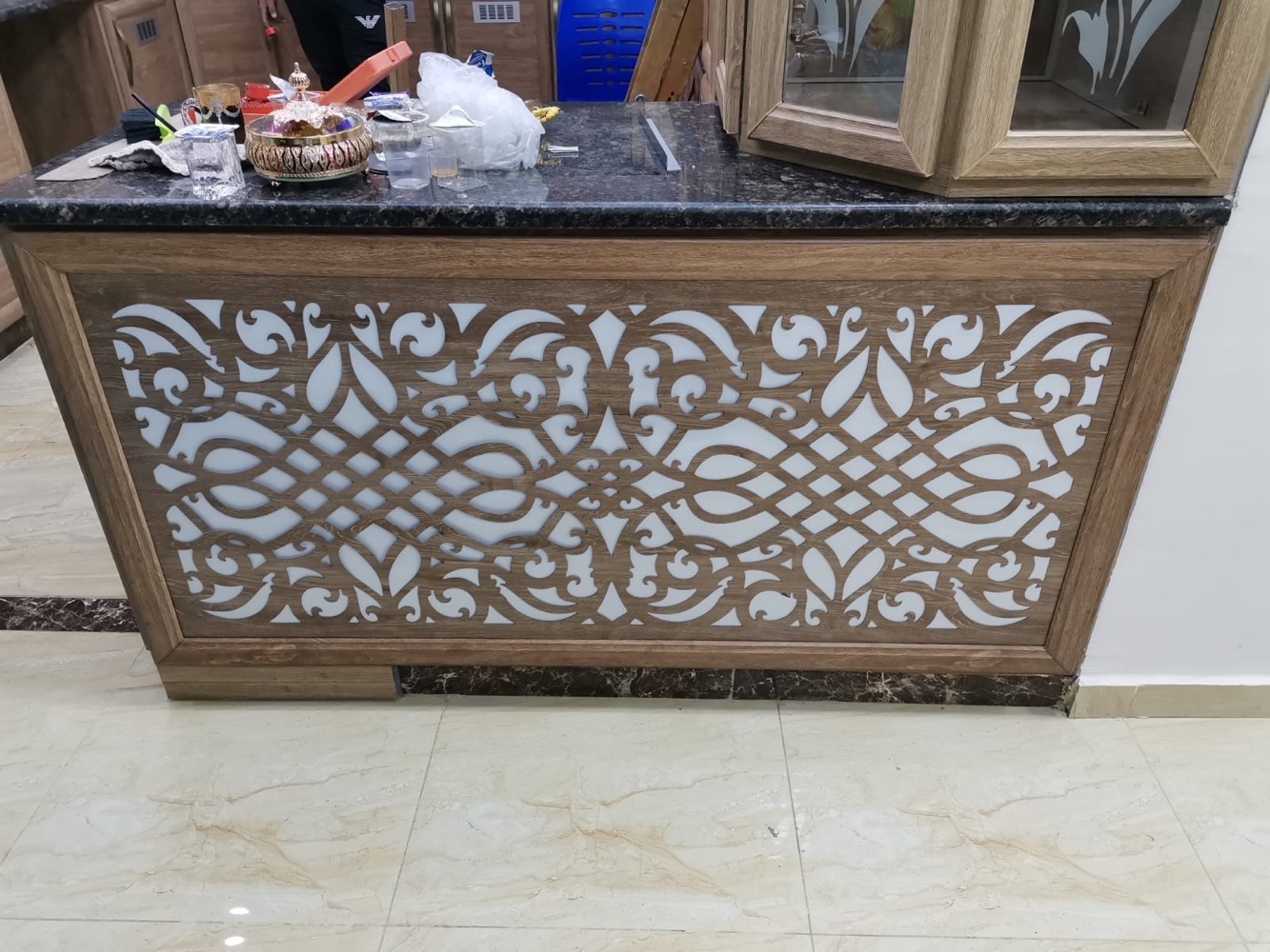 الرواشده لحفر الاخشاب  والديكورات